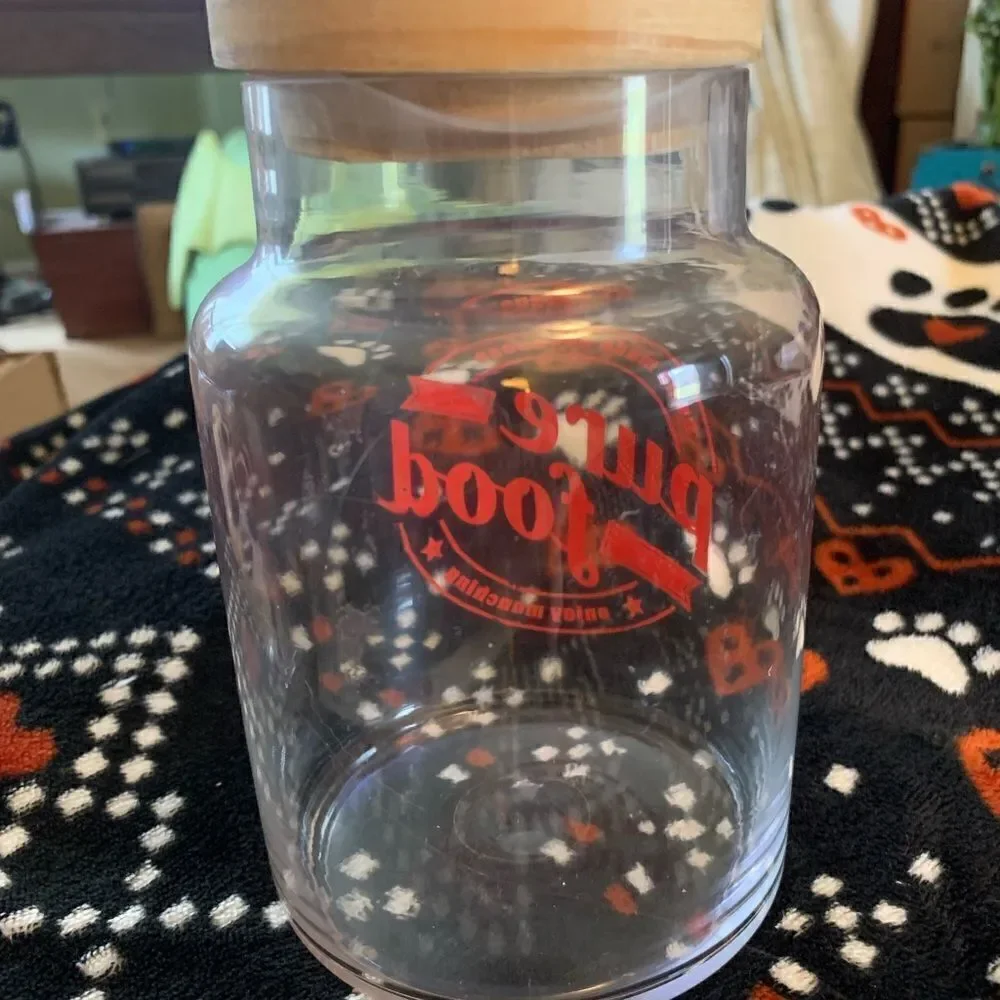 N/A glass jars
